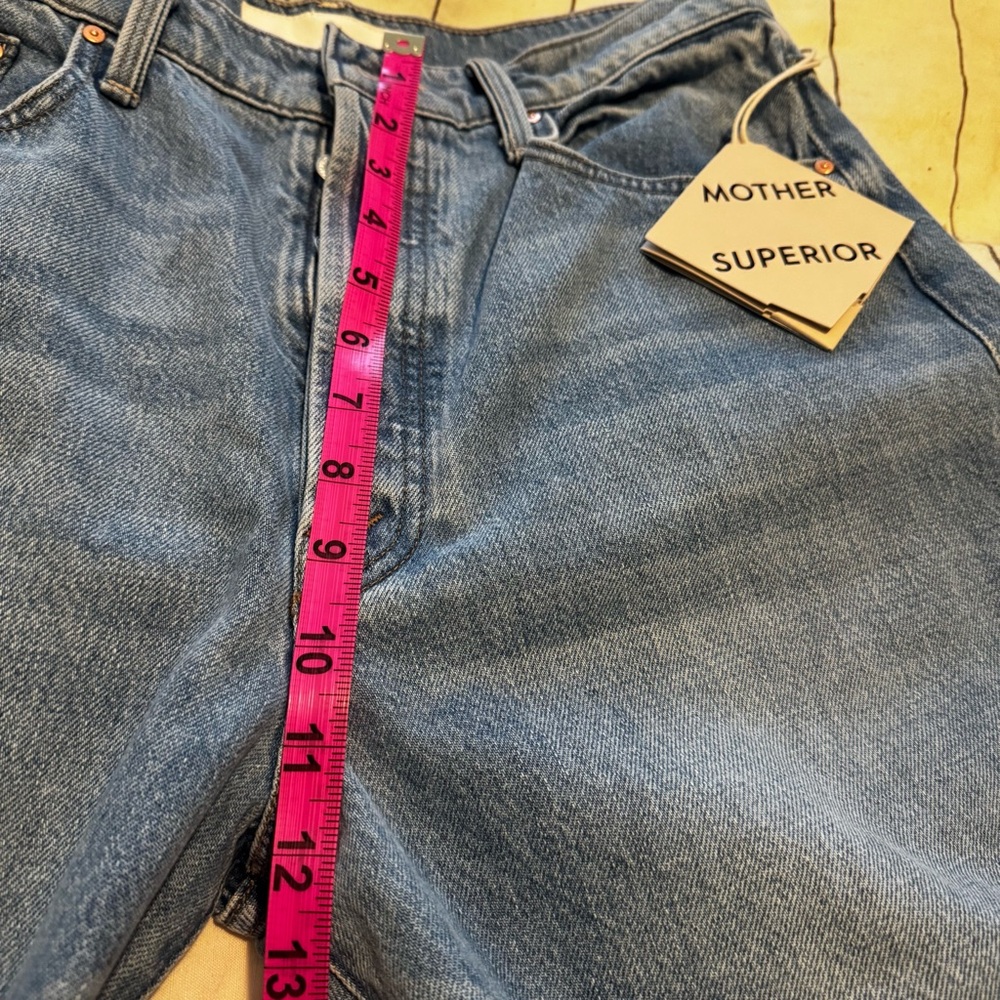 MOTHER Superior The Fangirl Button Skimp Jeans - Picture 11 of 12